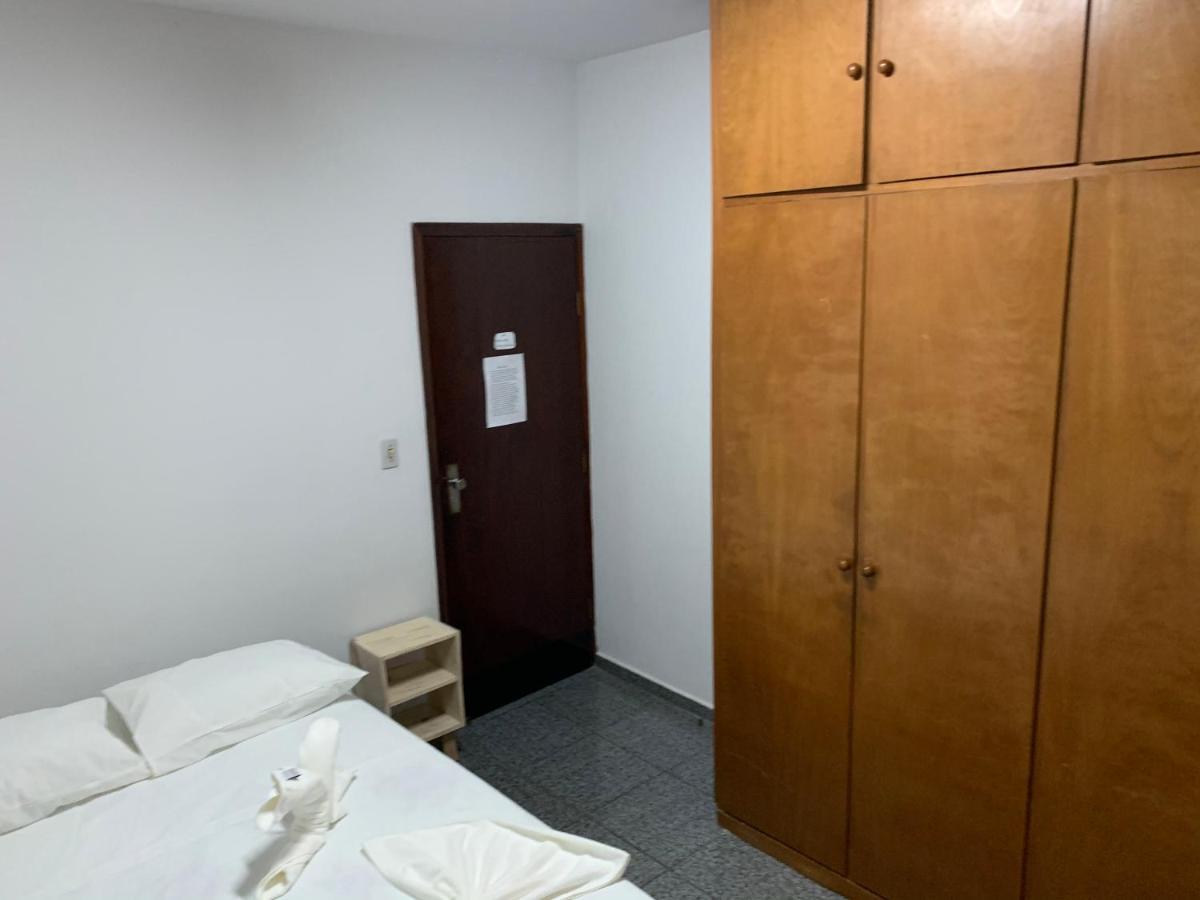 H One Hostel Goiânia Exteriör bild
